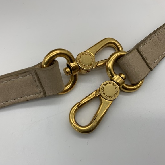 Marc Jacobs Smooth Leather Tote Handbag Crossbody Bag in Beige - Picture 10 of 16